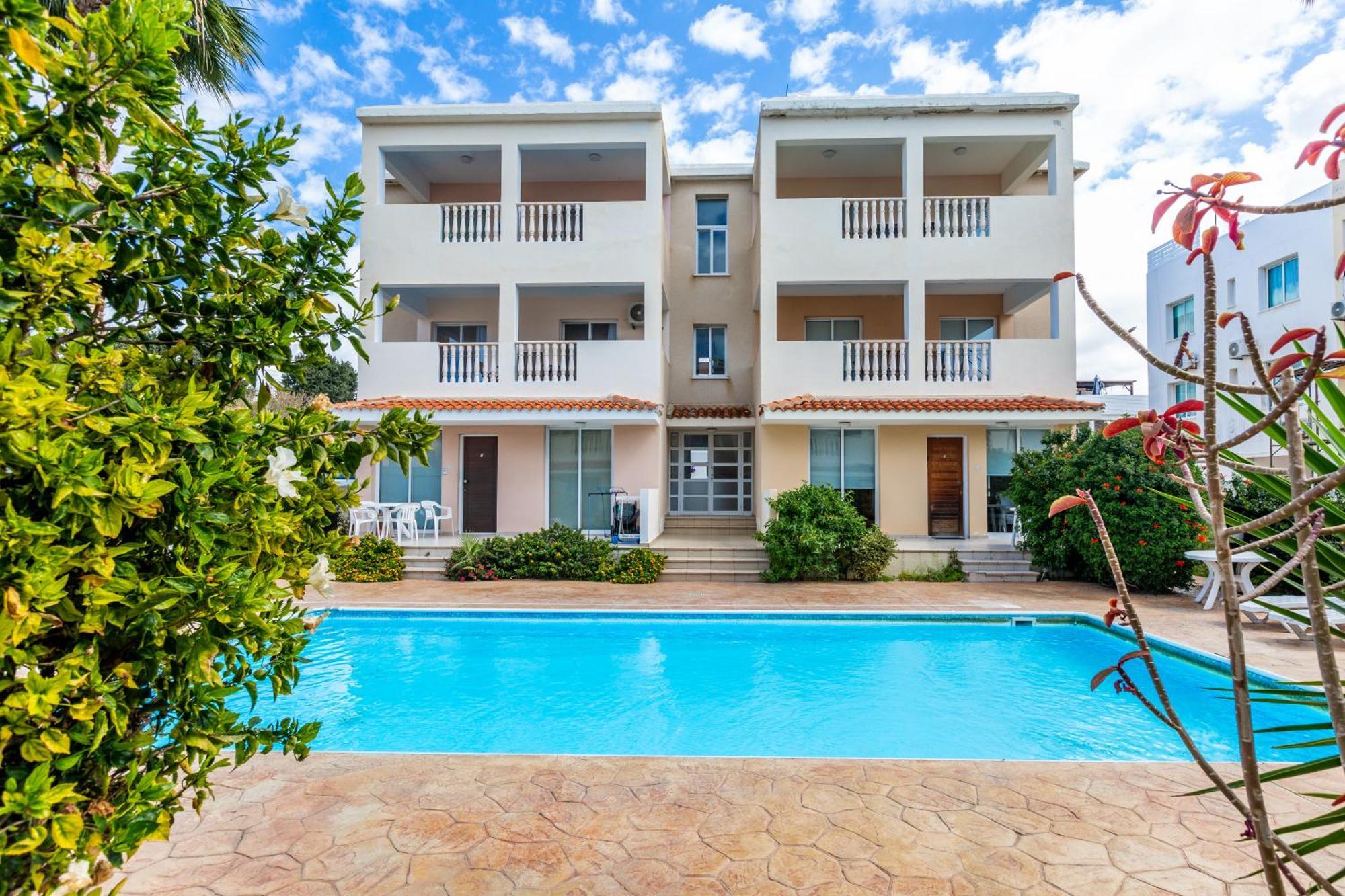 Beautiful One Bed Apartment In Paphos Exterior foto